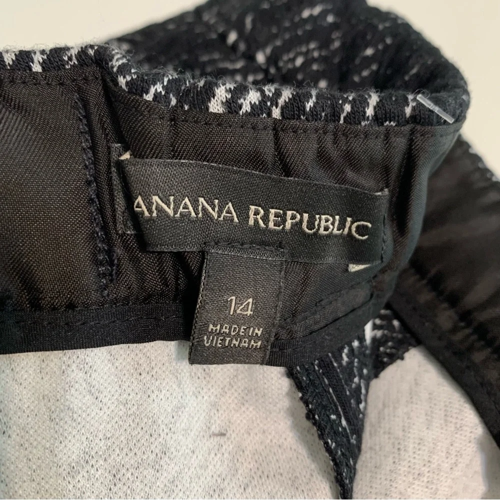 Banana Republic Godet Mini Skirt Black and White Striped Size 14 High Waist